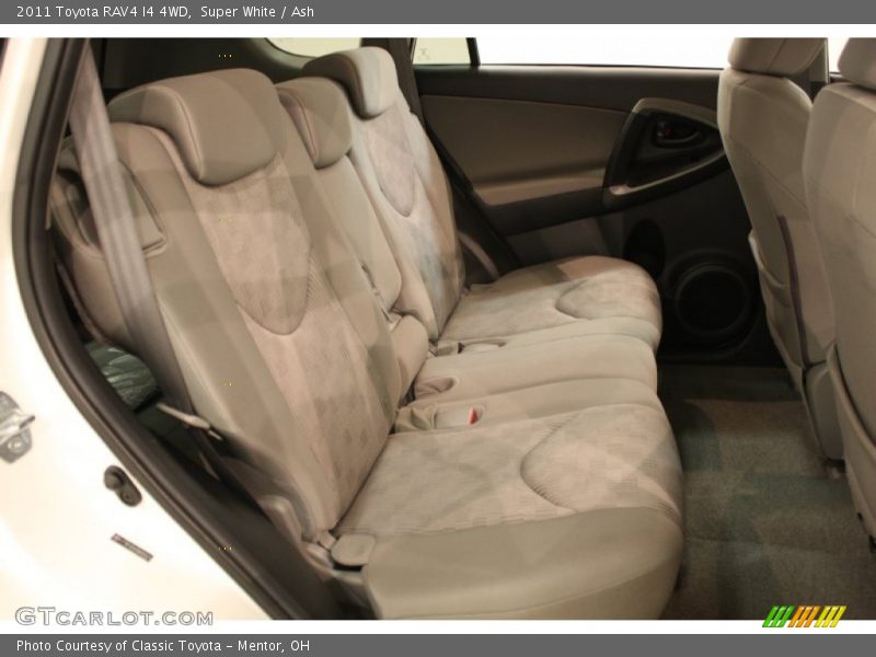 Super White / Ash 2011 Toyota RAV4 I4 4WD