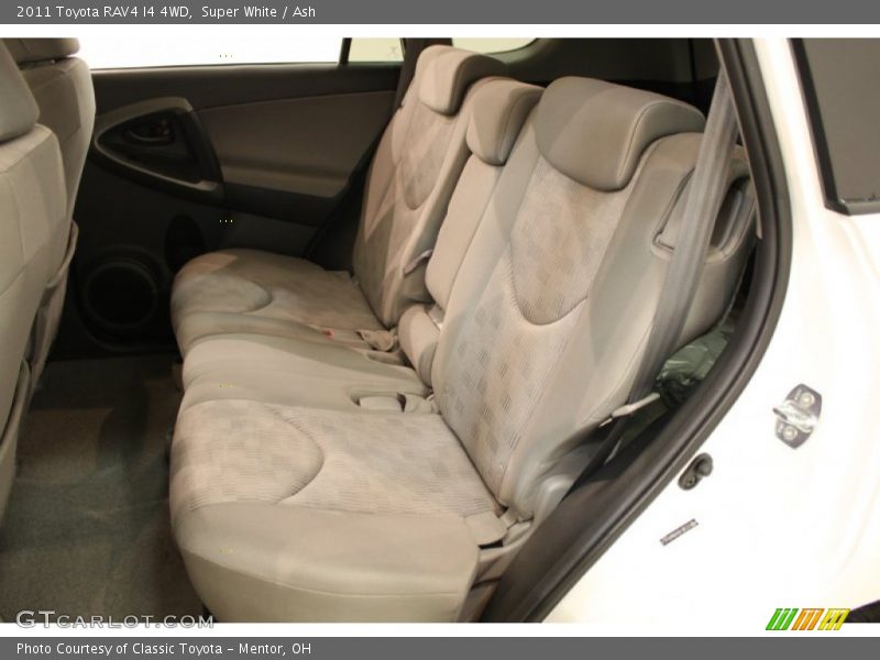 Super White / Ash 2011 Toyota RAV4 I4 4WD