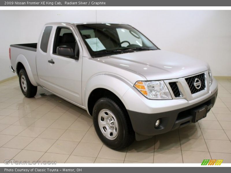 Radiant Silver / Graphite 2009 Nissan Frontier XE King Cab