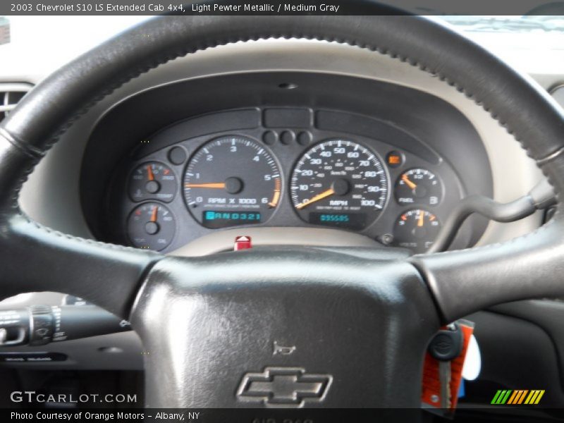 Light Pewter Metallic / Medium Gray 2003 Chevrolet S10 LS Extended Cab 4x4