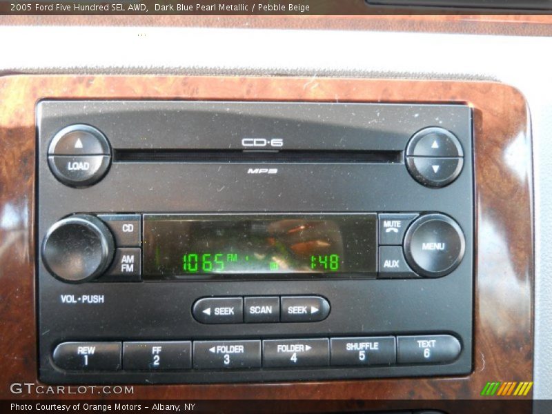 Audio System of 2005 Five Hundred SEL AWD