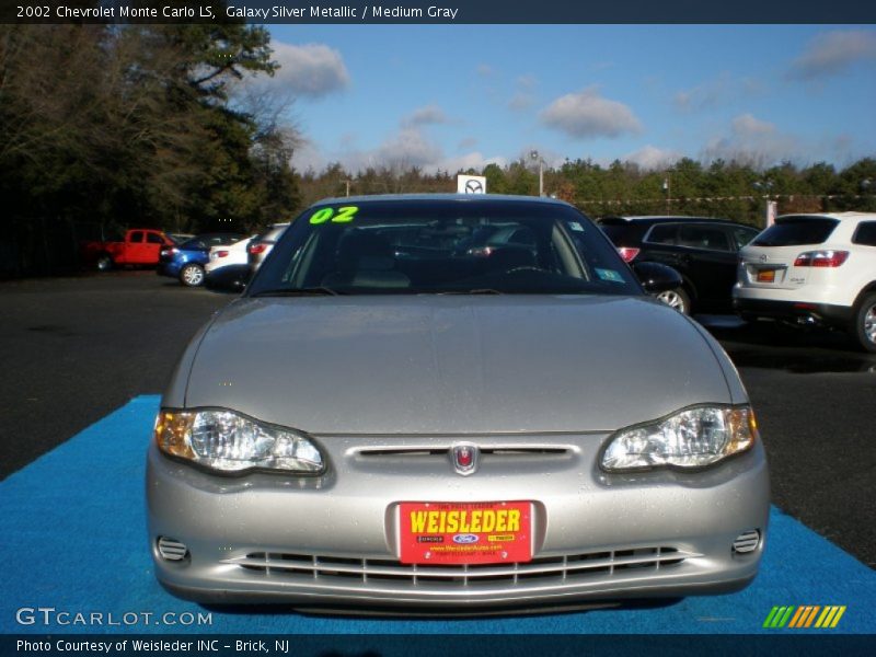 Galaxy Silver Metallic / Medium Gray 2002 Chevrolet Monte Carlo LS