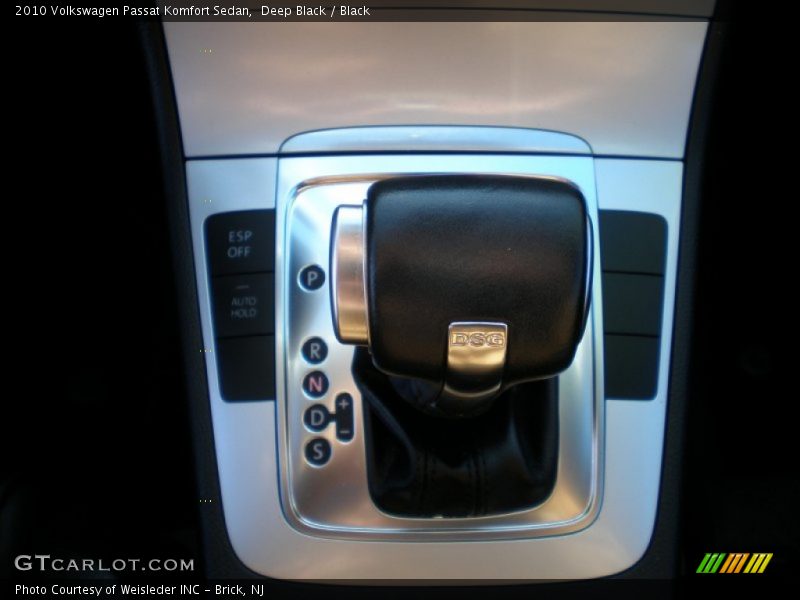 Deep Black / Black 2010 Volkswagen Passat Komfort Sedan