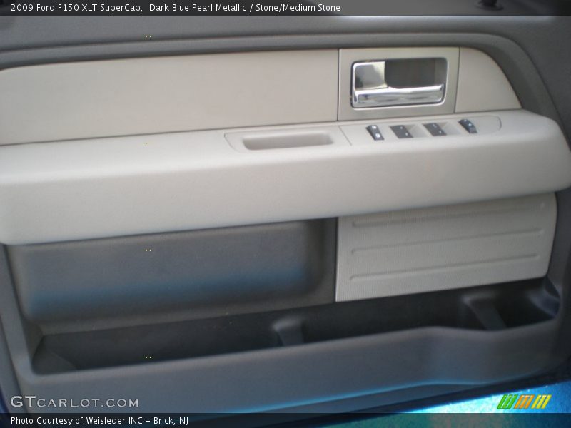 Dark Blue Pearl Metallic / Stone/Medium Stone 2009 Ford F150 XLT SuperCab