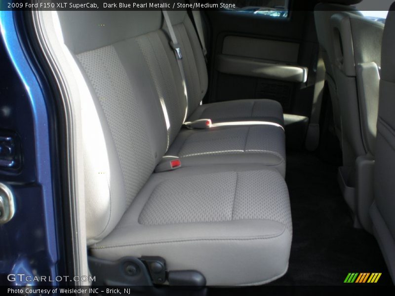 Dark Blue Pearl Metallic / Stone/Medium Stone 2009 Ford F150 XLT SuperCab