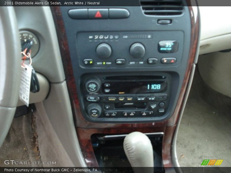 Arctic White / Neutral 2001 Oldsmobile Alero GX Sedan