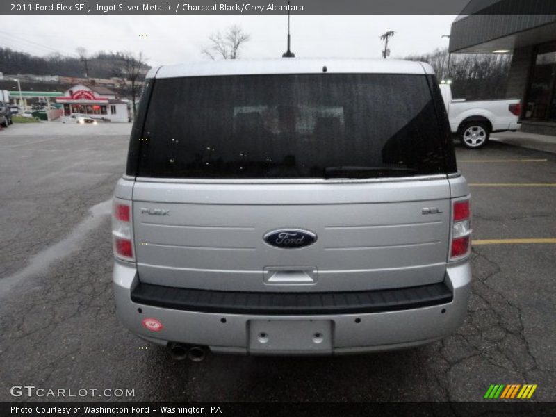 Ingot Silver Metallic / Charcoal Black/Grey Alcantara 2011 Ford Flex SEL