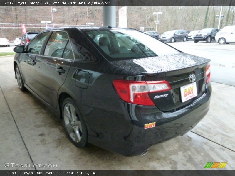 Attitude Black Metallic / Black/Ash 2012 Toyota Camry SE V6