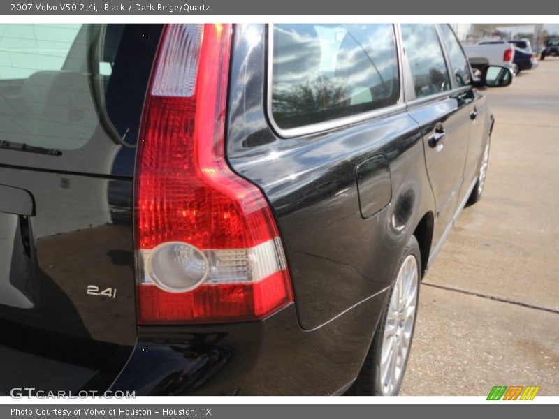 Black / Dark Beige/Quartz 2007 Volvo V50 2.4i