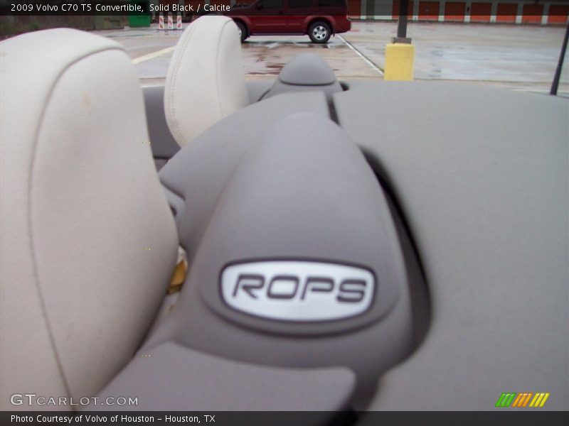 Solid Black / Calcite 2009 Volvo C70 T5 Convertible
