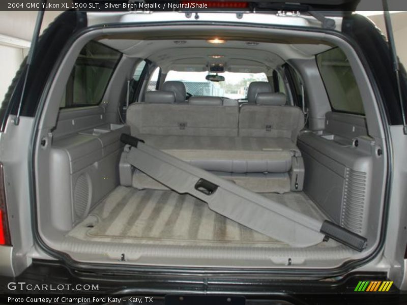 Silver Birch Metallic / Neutral/Shale 2004 GMC Yukon XL 1500 SLT