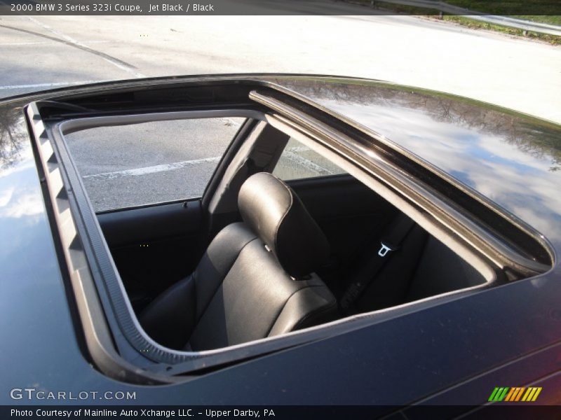 Jet Black / Black 2000 BMW 3 Series 323i Coupe