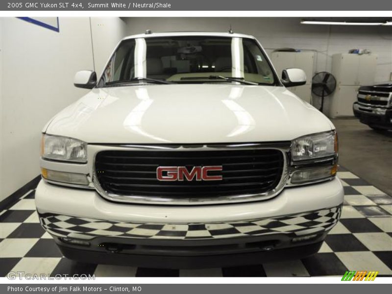 Summit White / Neutral/Shale 2005 GMC Yukon SLT 4x4
