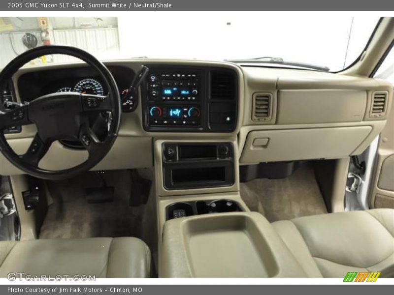 Summit White / Neutral/Shale 2005 GMC Yukon SLT 4x4
