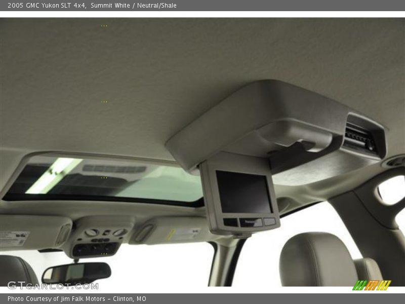 Summit White / Neutral/Shale 2005 GMC Yukon SLT 4x4