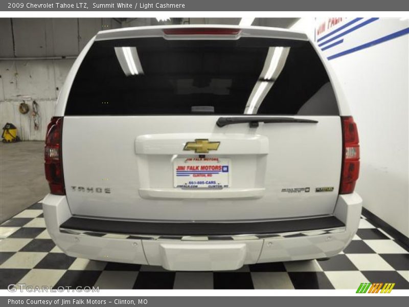Summit White / Light Cashmere 2009 Chevrolet Tahoe LTZ