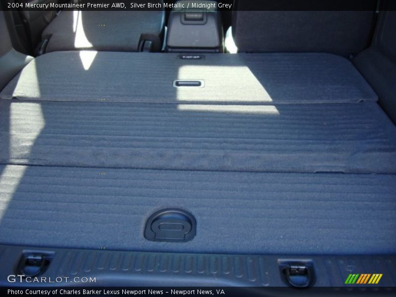 Silver Birch Metallic / Midnight Grey 2004 Mercury Mountaineer Premier AWD