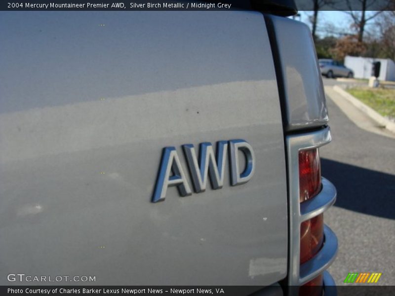 Silver Birch Metallic / Midnight Grey 2004 Mercury Mountaineer Premier AWD