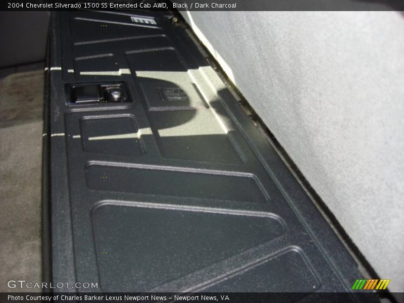 Black / Dark Charcoal 2004 Chevrolet Silverado 1500 SS Extended Cab AWD