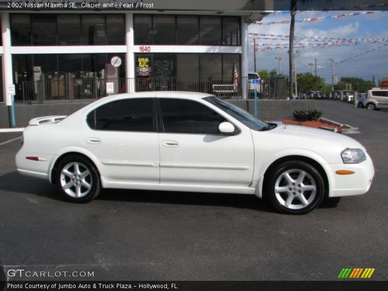 Glacier White Pearl / Frost 2002 Nissan Maxima SE