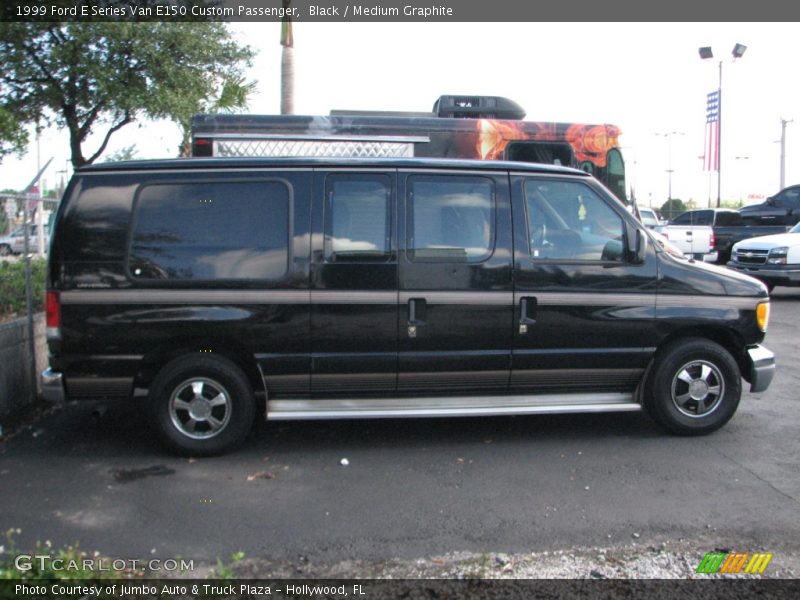 Black / Medium Graphite 1999 Ford E Series Van E150 Custom Passenger