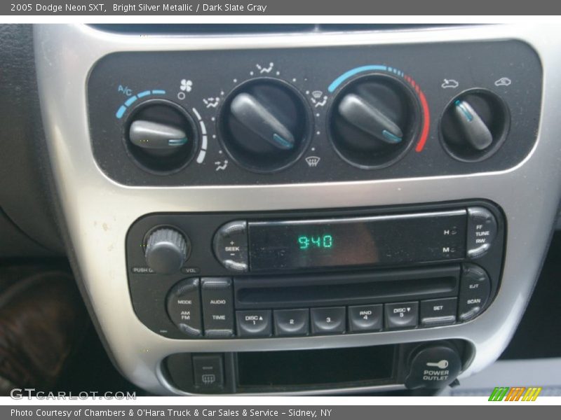 Bright Silver Metallic / Dark Slate Gray 2005 Dodge Neon SXT