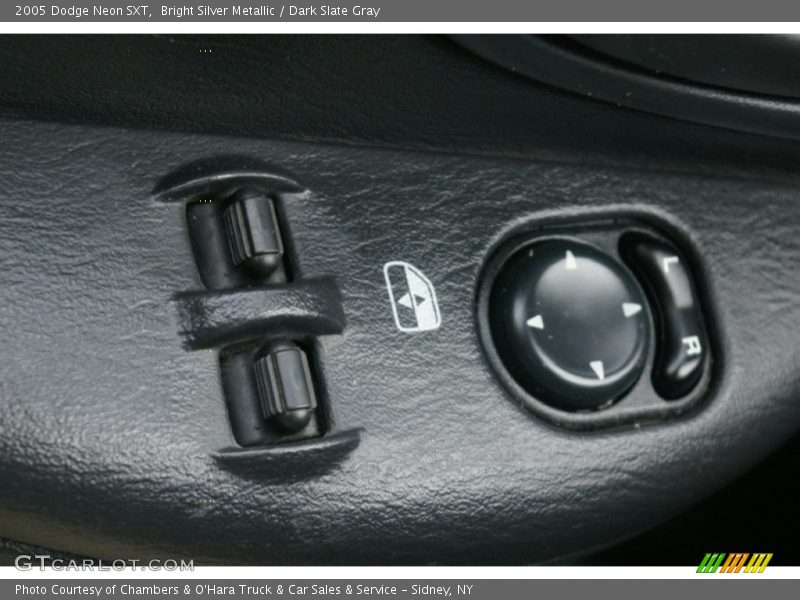 Bright Silver Metallic / Dark Slate Gray 2005 Dodge Neon SXT