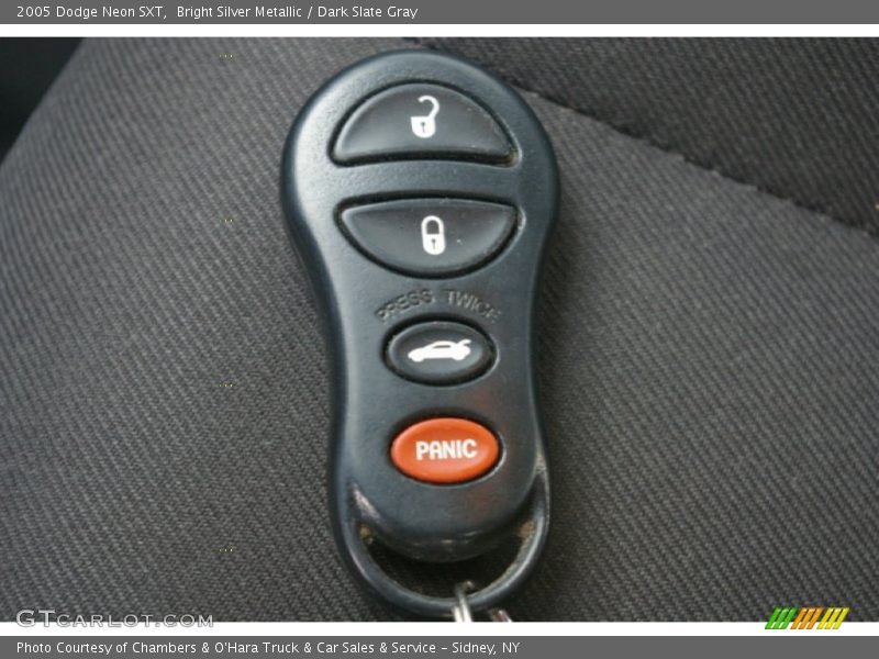 Bright Silver Metallic / Dark Slate Gray 2005 Dodge Neon SXT