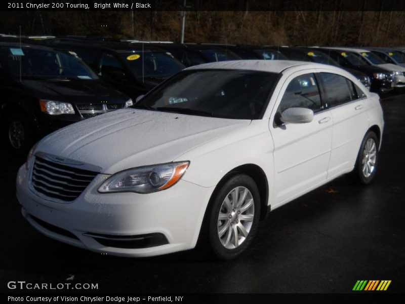 Bright White / Black 2011 Chrysler 200 Touring