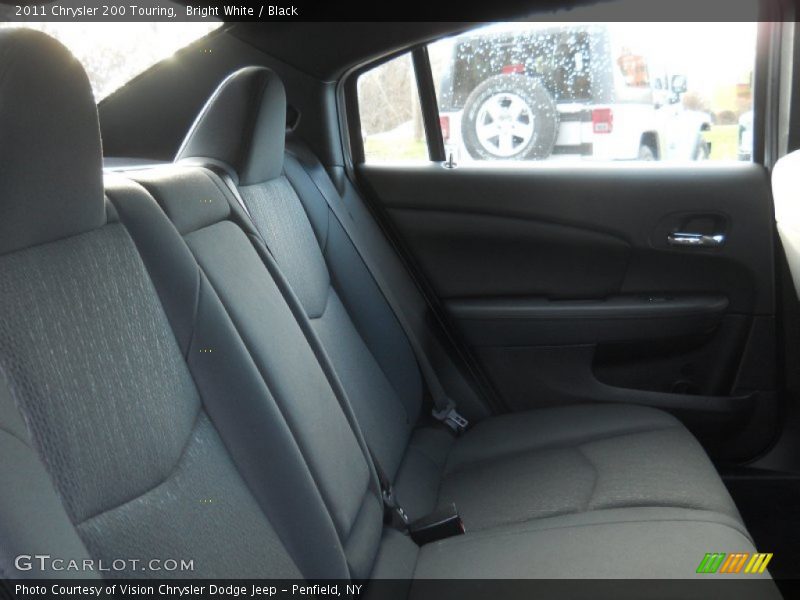 Bright White / Black 2011 Chrysler 200 Touring