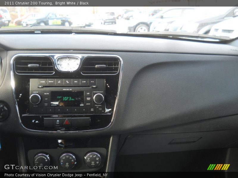 Bright White / Black 2011 Chrysler 200 Touring