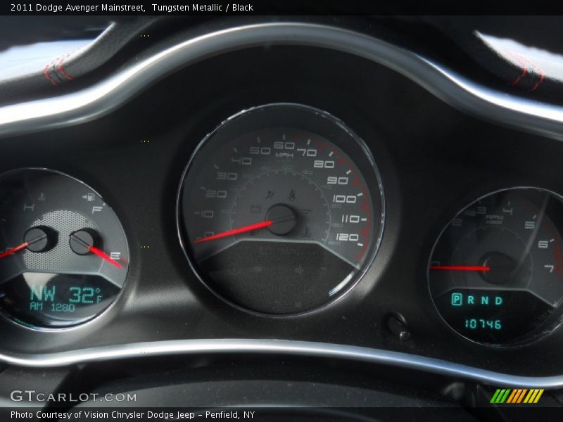 Tungsten Metallic / Black 2011 Dodge Avenger Mainstreet