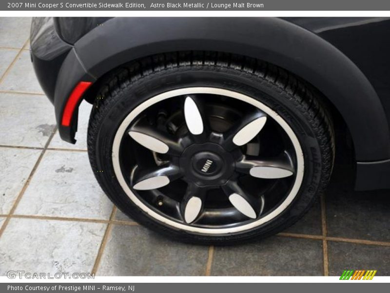  2007 Cooper S Convertible Sidewalk Edition Wheel