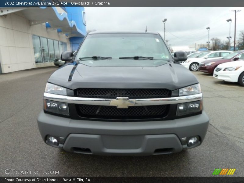 Onyx Black / Graphite 2002 Chevrolet Avalanche Z71 4x4