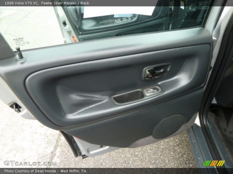 Pewter Silver Metallic / Black 1998 Volvo V70 XC
