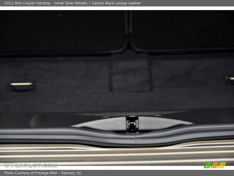 Velvet Silver Metallic / Carbon Black Lounge Leather 2011 Mini Cooper Hardtop