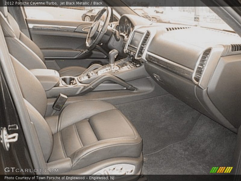 Jet Black Metallic / Black 2012 Porsche Cayenne Turbo
