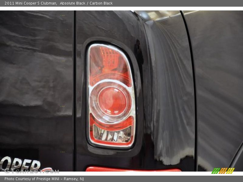Absolute Black / Carbon Black 2011 Mini Cooper S Clubman