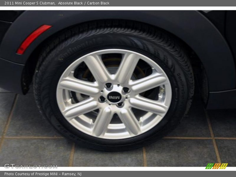 Absolute Black / Carbon Black 2011 Mini Cooper S Clubman