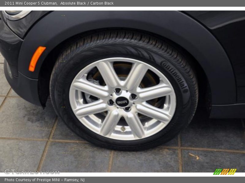 Absolute Black / Carbon Black 2011 Mini Cooper S Clubman