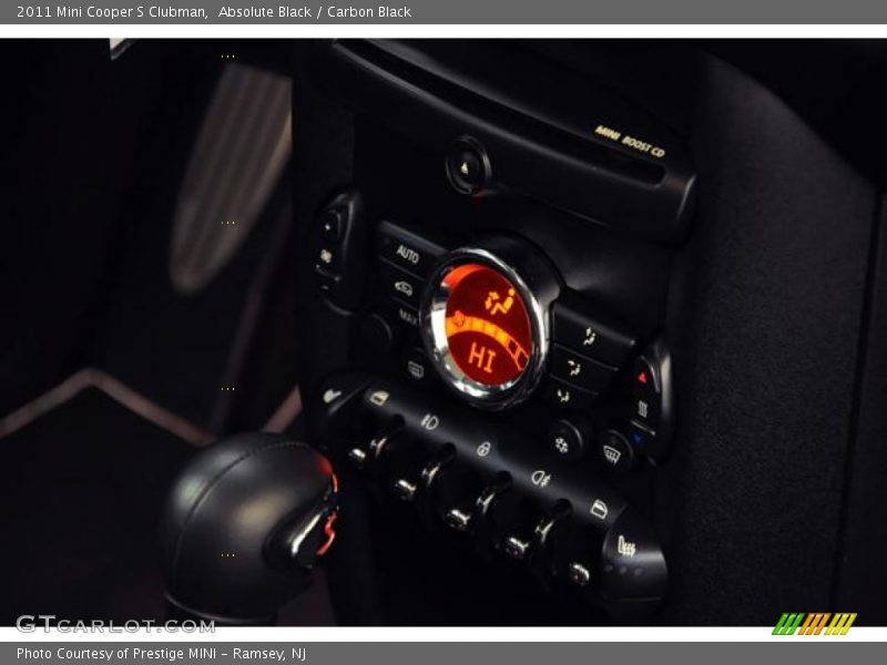 Absolute Black / Carbon Black 2011 Mini Cooper S Clubman