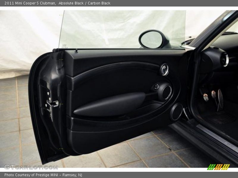 Absolute Black / Carbon Black 2011 Mini Cooper S Clubman