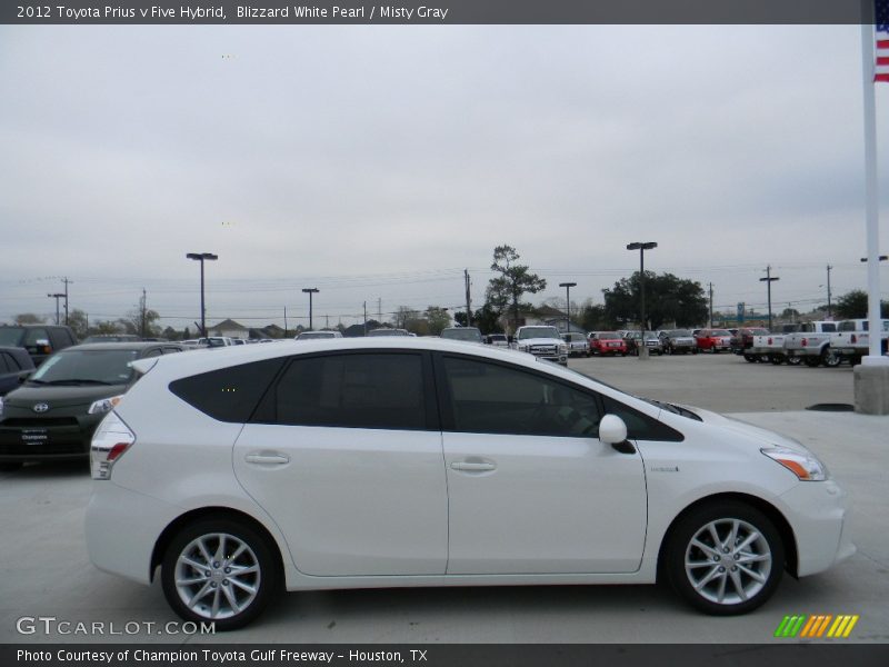 Blizzard White Pearl / Misty Gray 2012 Toyota Prius v Five Hybrid