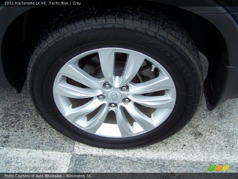 Pacific Blue / Gray 2011 Kia Sorento LX V6