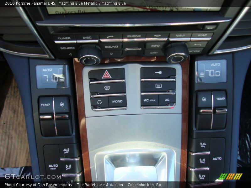 Yachting Blue Metallic / Yachting Blue 2010 Porsche Panamera 4S