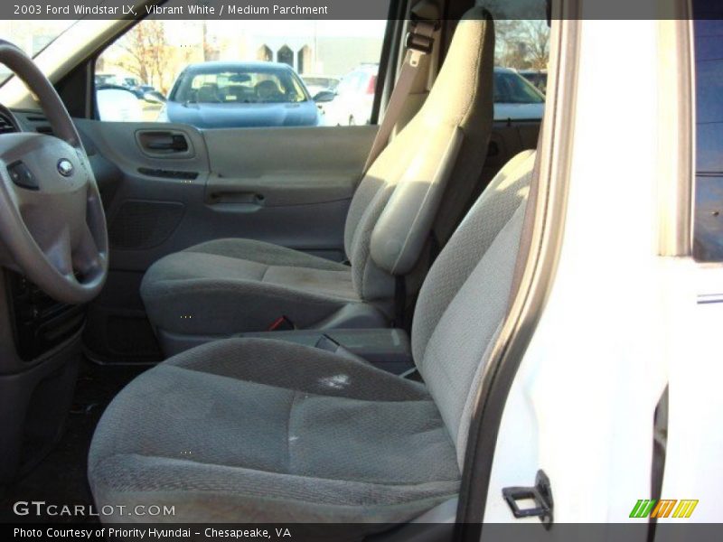 Vibrant White / Medium Parchment 2003 Ford Windstar LX