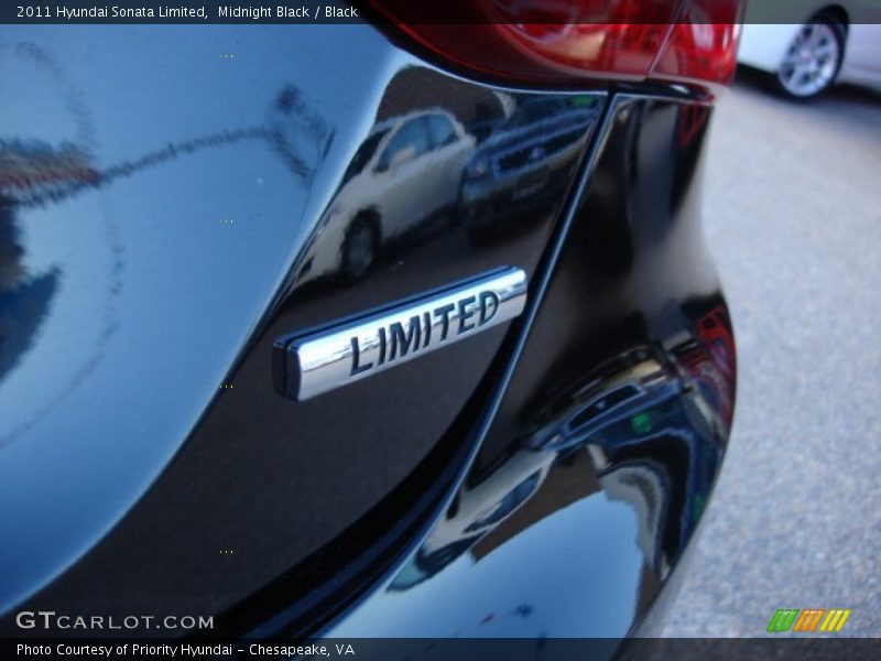 Midnight Black / Black 2011 Hyundai Sonata Limited