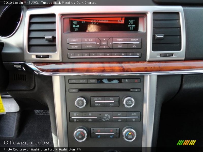 Tuxedo Black Metallic / Dark Charcoal 2010 Lincoln MKZ AWD