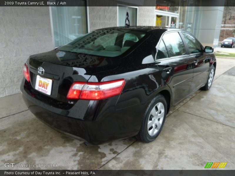 Black / Ash 2009 Toyota Camry LE