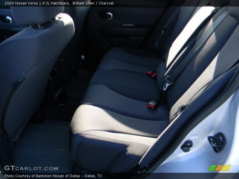 Brillant Silver / Charcoal 2009 Nissan Versa 1.8 SL Hatchback